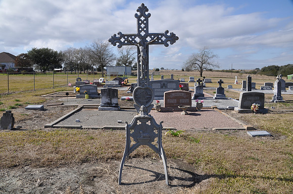 Metal Cross - 1907 - Lavaca County 0001a