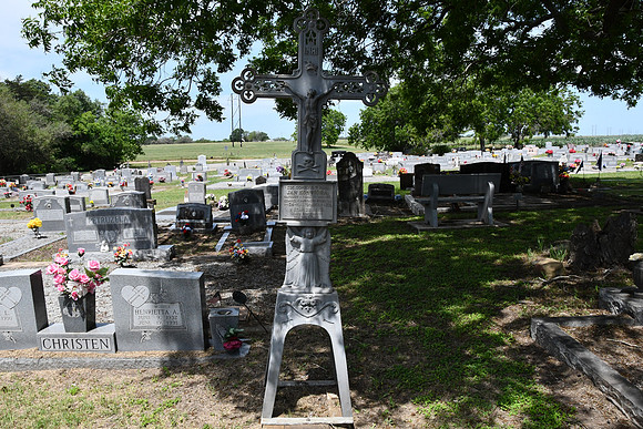 Metal Cross - 1901 - Lavaca County 0001a