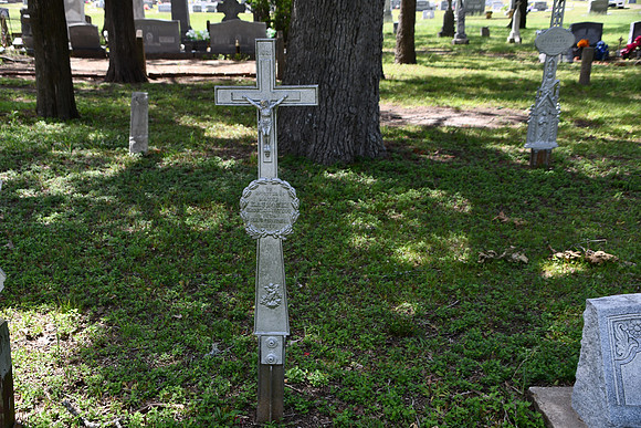 Metal Cross - 1912 - Robertson County 0001a