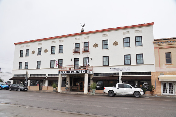 Holland Hotel Building