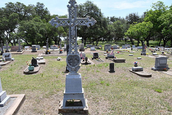 Metal Cross - 1909 - Lavaca County 0001a
