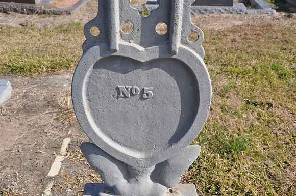Metal Cross - 1905 - Lavaca County 0001c