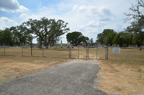 Naruna Cemetery
