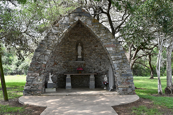 Grotto - Lavaca County 0001