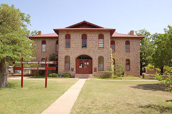 Marble Falls School Building