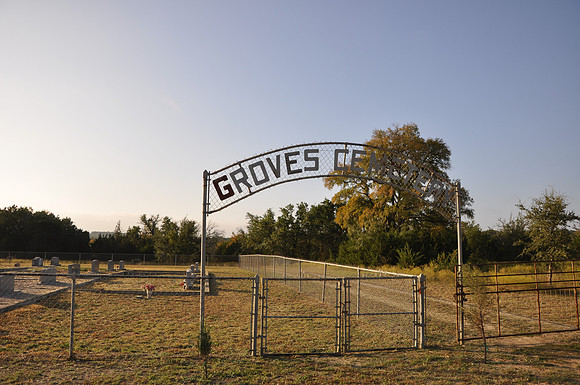 Groves Cemetery