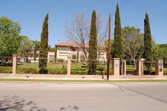 Lloyd Gideon Johnson House