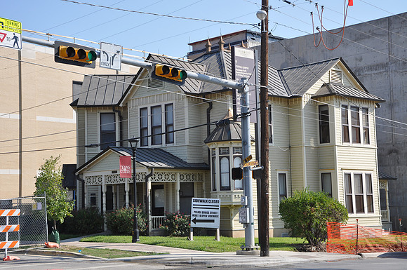 Beverly Hutchison House