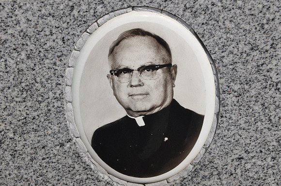 Janda, Adolph