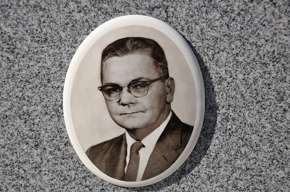 Kleypas, Wilfred Henry