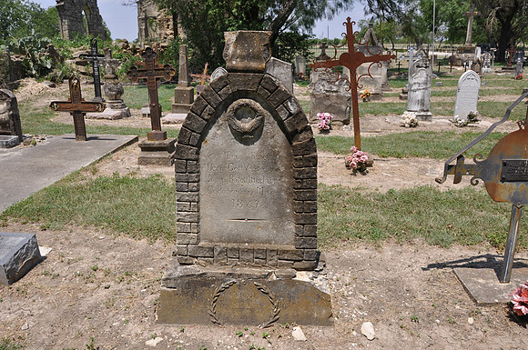 Unusual Gravestone - Medina County 0003