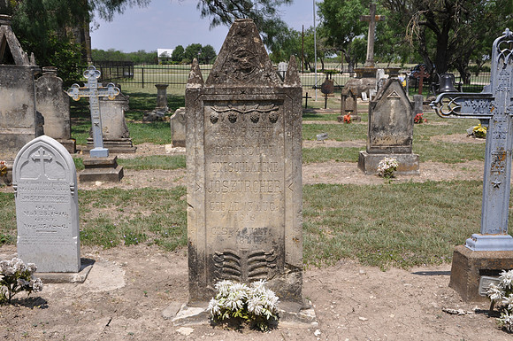 Unusual Gravestone - Medina County 0004