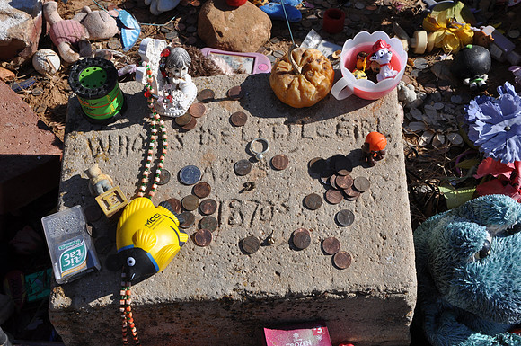 Penny Grave - Comanche County 0001c