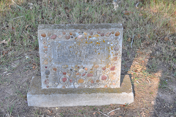 Unusual Gravestone - Burleson County 0002