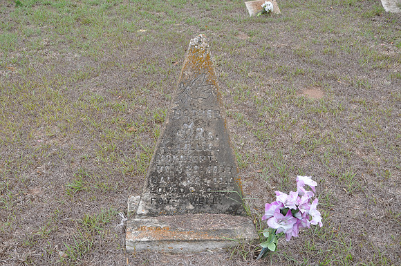 Unusual Gravestone - Guadalupe County 0004
