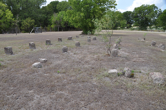 Unusual Gravestone - Falls County 0003 b