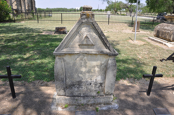 Unusual Gravestone - Medina County 0001