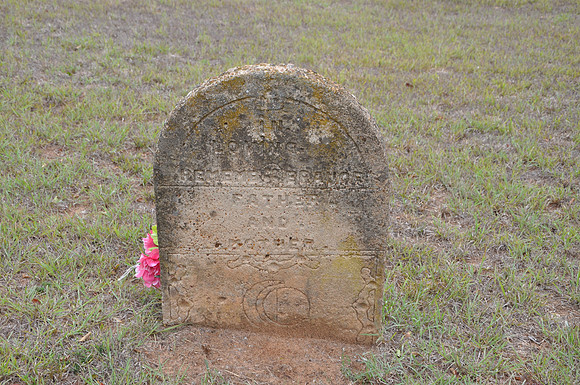 Unusual Gravestone - Guadalupe County 0005