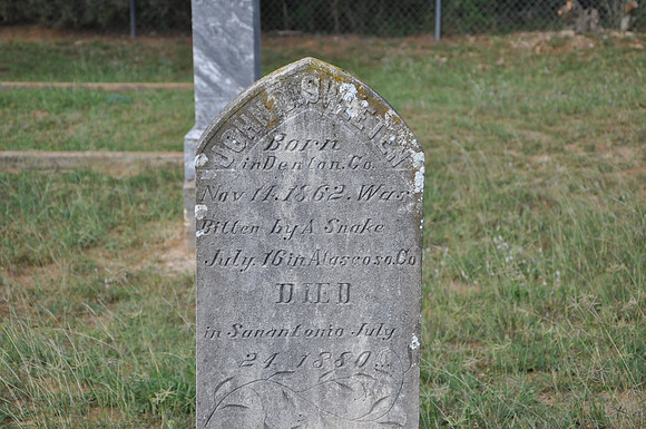 Unusual Gravestone - Atascosa County 0002