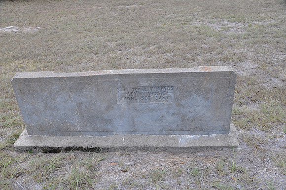 Unusual Gravestone - Falls County 0002 b