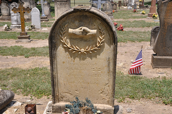 Unusual Gravestone - Medina County 0005