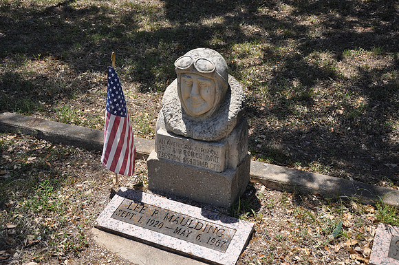 Unusual Gravestone - Travis County 0002