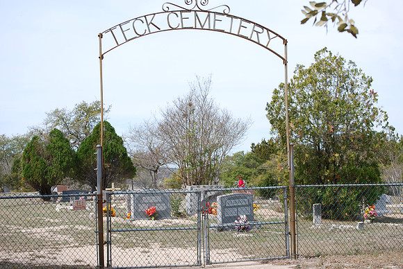Teck Cemetery