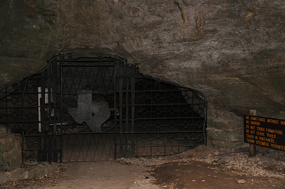 Longhorn Cavern 0005