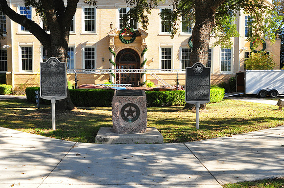 Early Settlers of Kerr County (the Shingle Makers)