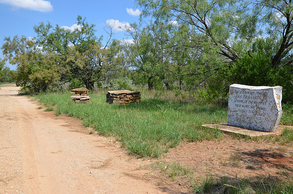 Pioneer Settlers' Graves