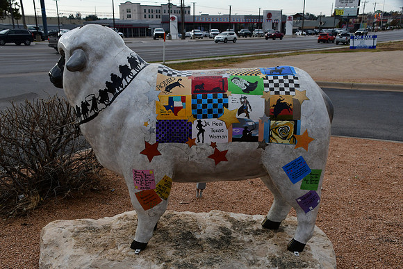 Banking For Ewe 0001b