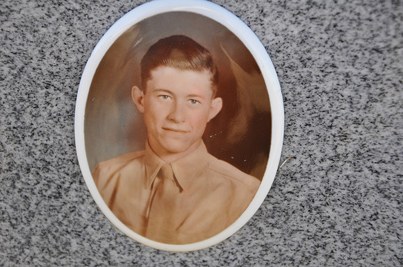 McBroom, Robert Olen 1