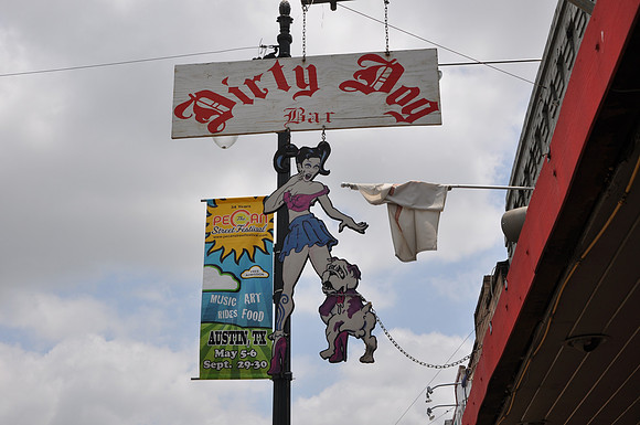 Dirty Dog Bar