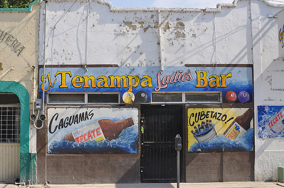 El Tenampa Ladies Bar