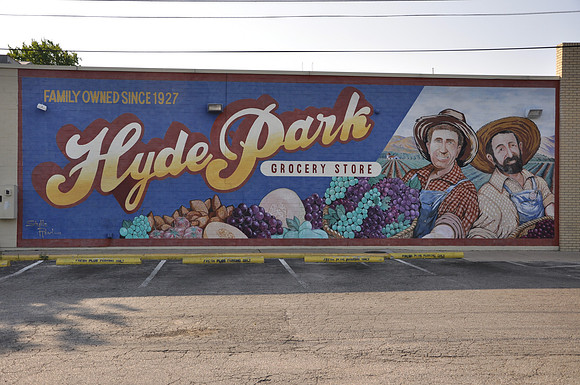 Hyde Park Grocery Mural 0001