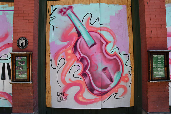Sixth Street Pandemic Close Down 0026