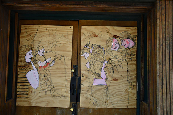 Sixth Street Pandemic Close Down 0035