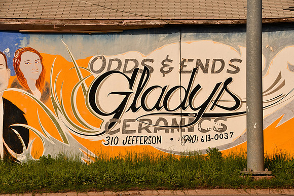Glady's Odds and Ends 0001b
