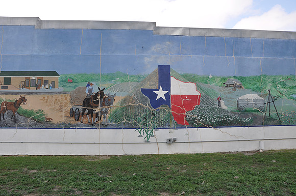 Buckholts Mural 0003