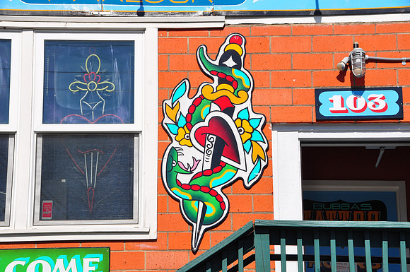 Bubba's FamilyTattoo Parlor