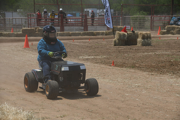 FSHM-0084 - Mower Racing 0084