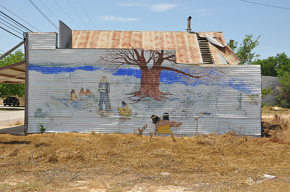 Gustine Mural 0001