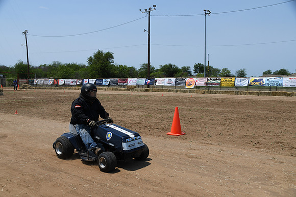 FSHM-0069 - Mower Racing 0069