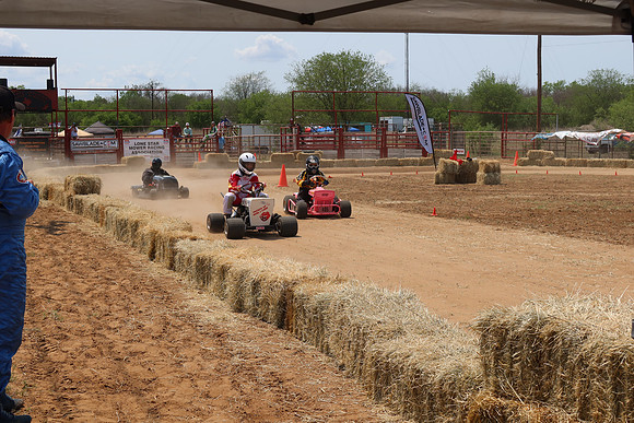 FSHM-0137 - Mower Racing 0137