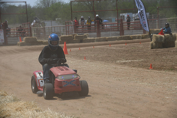 FSHM-0083 - Mower Racing 0083