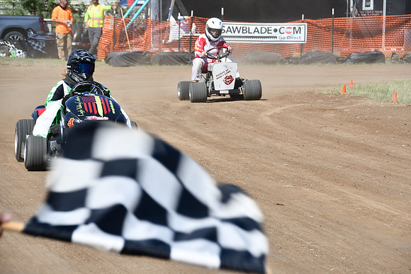 FSHE-0178 - Mower Racing 0178