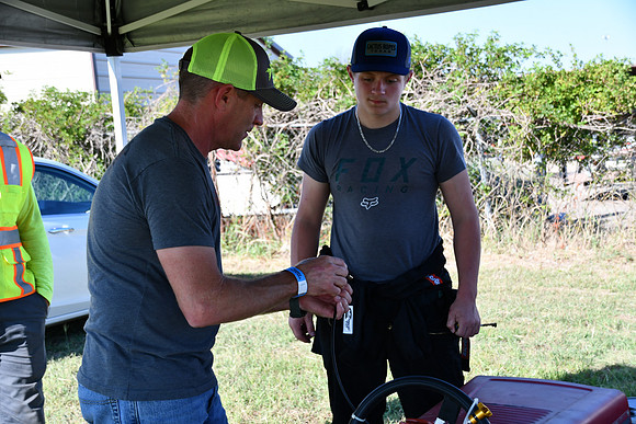 FSHE-0049 - Mower Racing 0049
