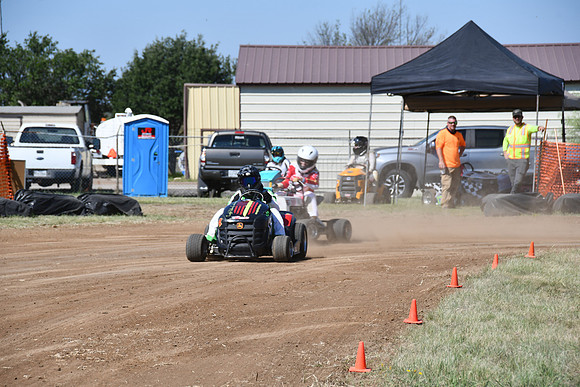 FSHE-0168 - Mower Racing 0168