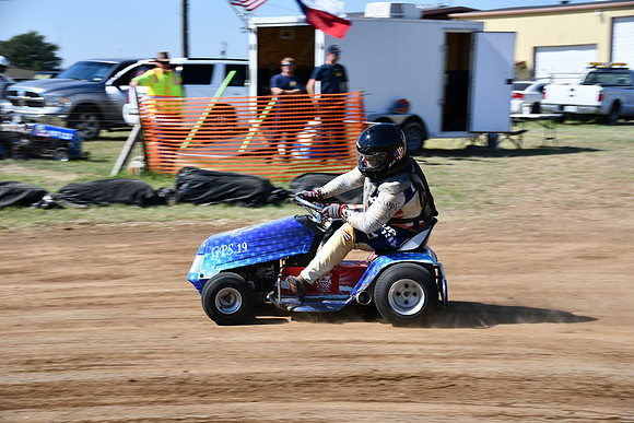 FSHE-0140 - Mower Racing 0140