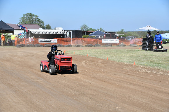 FSHE-0173 - Mower Racing 0173